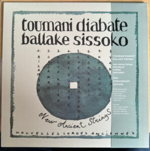 New Ancient Strings / Nouvelles Cordes Anciennes